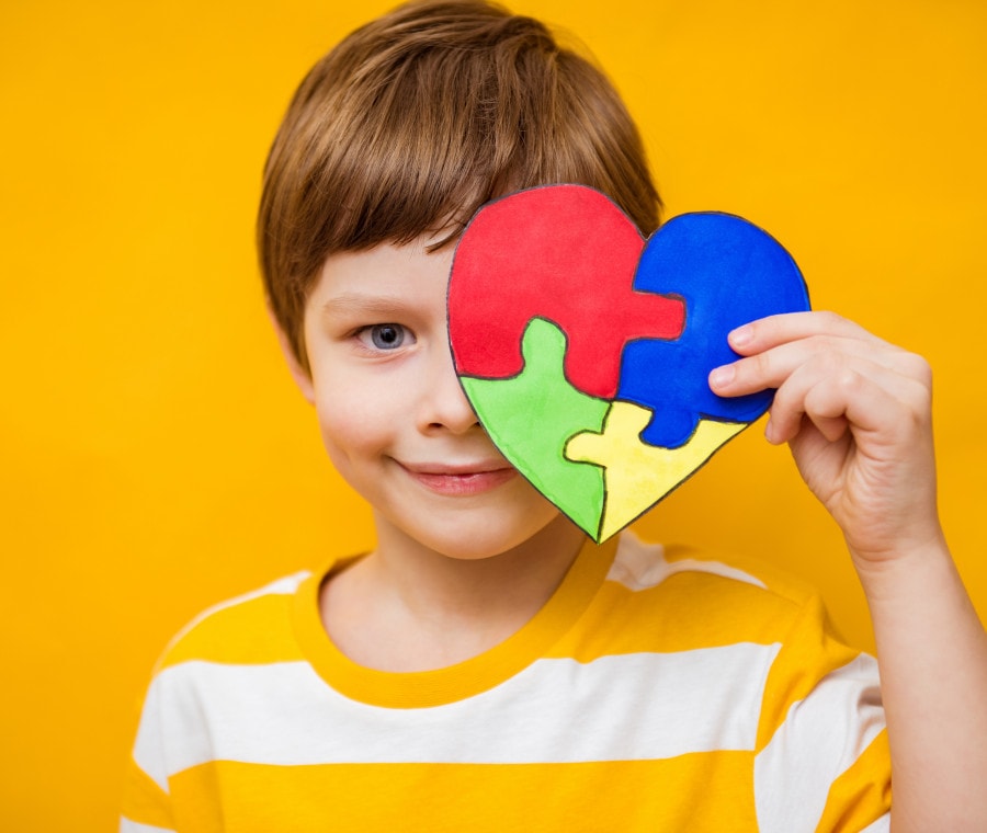 AUTISMO: VALUTAZIONE, TRATTAMENTO ED INTERVENTI EVIDENCE - BASED - CLINICO