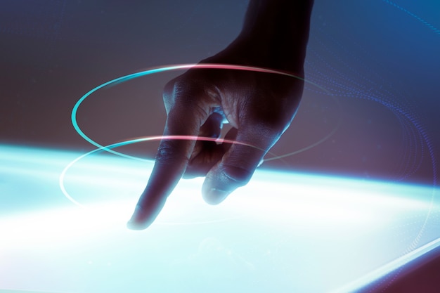LA GESTIONE DELL'INNOVAZIONE TECNOLOGICA