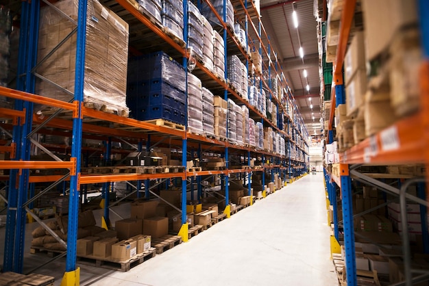OPERATORE DELLA LOGISTICA E DEL MAGAZZINO
